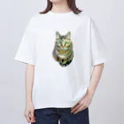 桃くるみSHOPのしっぽマフラーにゃん Oversized T-Shirt