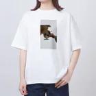 赤さんしばけんの鏡にキレてる柴犬 オーバーサイズTシャツ