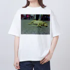 Robin_Hiroshimaの台中の眉毛犬さん オーバーサイズTシャツ