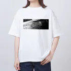 さのみきひとショップのBroken glasses Oversized T-Shirt