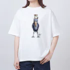 もけけ工房 SUZURI店のハシビロパイセンとびわちゃん Oversized T-Shirt