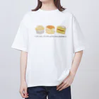 ゆきの絵です。のカップケーキ　スコーン　ビクトリアサンドウィッチ オーバーサイズTシャツ