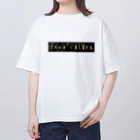 CharmyraのTRUE COLORS オーバーサイズTシャツ