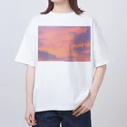 りなりのピンク空 オーバーサイズTシャツ