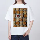 世界お菓子ばなしのスコーンがいっぱい オーバーサイズTシャツ