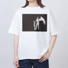 受付係みっちーの片翼のロケラン文字なし Oversized T-Shirt