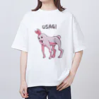 非対称デモクラシーのかわいいうさちゃん Oversized T-Shirt