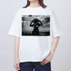 THCOT CLASSICS オカラジグッズ STOREの2023八尺様T　2chメモリアルシリーズ Oversized T-Shirt