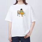 桜音ことこ企画の花のベンチで読書v2 オーバーサイズTシャツ