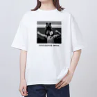 I'm Pixelの威嚇する人間に、引くアリクイ Oversized T-Shirt