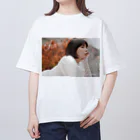 彩羽真矢のらくがきショップの彩羽真矢 ナチュラルポートレート Oversized T-Shirt