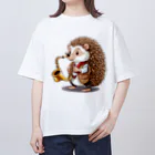 moriugのサックスを演奏するハリネズミ Oversized T-Shirt