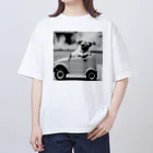 パグと添い寝の愛車とテトくん Oversized T-Shirt