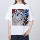 アニマルデザインの息を潜めるユキヒョウ オーバーサイズTシャツ