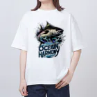 デザインカフェ の海洋の調和 オーバーサイズTシャツ