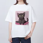 木馬の黒猫ちゃん Oversized T-Shirt