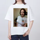 AI mature womanのAI美女　YUMI オーバーサイズTシャツ
