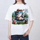 「みんなで楽しく、ソロキャンプ」のお店の猫ちゃんとキャンプ オーバーサイズTシャツ