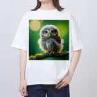 Animal Canvas Collectionの森のふくろう Oversized T-Shirt