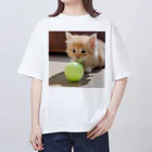 SkyBlueのもふもふな子猫 Oversized T-Shirt