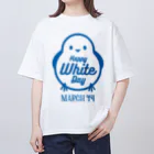 オノマトピアのハッピーホワイトデー（かわいいシマエナガ） オーバーサイズTシャツ