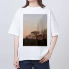 Cororineの冬の夜のはじまり Oversized T-Shirt