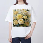 okierazaのペールイエローテーマの花束 オーバーサイズTシャツ