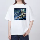 DREAMHOUSEの雪山のオオカミの群れ Oversized T-Shirt