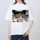 OBIWANREPのニシアフのティナミス Oversized T-Shirt