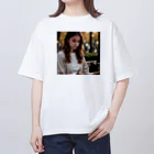 uho_uhoの読書している少女 オーバーサイズTシャツ