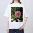 AQUAMETAVERSEの花ブローチ アメジスト2846 Oversized T-Shirt