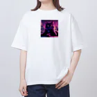 S Uの夜の静けさを満喫する猫 Oversized T-Shirt