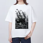 Saza-nami Antique designの海の怪物、クラーケン！！ Oversized T-Shirt