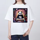 pandownloadの魔法の本を読むパンダ Oversized T-Shirt