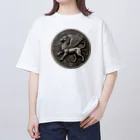 アニマル四字熟語のグリフォンメダル　griffin　デザイン Oversized T-Shirt