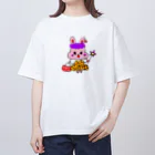 なんかクセになる販売店『あきょん』の大阪のオバウサちゃん Oversized T-Shirt