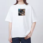 Koiwamiyaの青き目のメインクーン Oversized T-Shirt