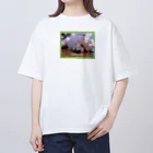 百太郎Cafeの涙もっくん Oversized T-Shirt