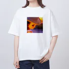 Natural Eleganceの麦わら帽子のクラシックガール Oversized T-Shirt