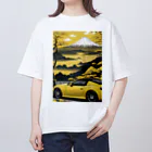 JapanCarStyleの黄色いスポーツカーと日本の風景2 オーバーサイズTシャツ