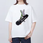 鬼鞍 ONIKURAのPlayful Rabbits ピンク Oversized T-Shirt