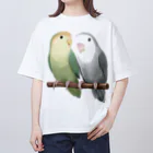 まめるりはことりのコザクラインコ　モーブとオリーブ【まめるりはことり】 オーバーサイズTシャツ