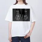 stereovisionのLOVE & HATE（愛＆憎悪） オーバーサイズTシャツ