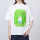 Lily bird（リリーバード）の豆苗まみれのセキセイちゃん Oversized T-Shirt