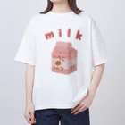 ひるね本箱　Hirune Honbako のいちごミルク オーバーサイズTシャツ