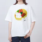 Kotetsu diary(SUZURI店)のシマエナガ×お弁当 Oversized T-Shirt