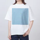 ヨープキャンが気になったの魚玉模様 ブルー Oversized T-Shirt