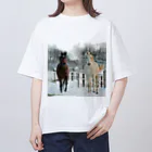 SHOP HAPPY HORSES（馬グッズ）の雪遊び Oversized T-Shirt