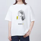 ビールとアート TM-3 Designの名画 × BEER（真珠の耳飾りの少女）黒線画 オーバーサイズTシャツ