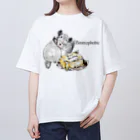 おもちのバター怖い　チンチラ　カラー Oversized T-Shirt